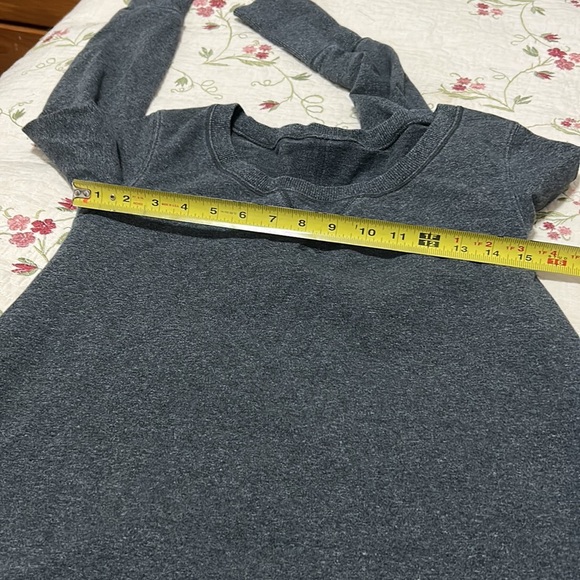 Lululemon Tea Lounge Long Sleeve Pullover in Heathered Coal Size Small 4 - Picture 11 of 14
